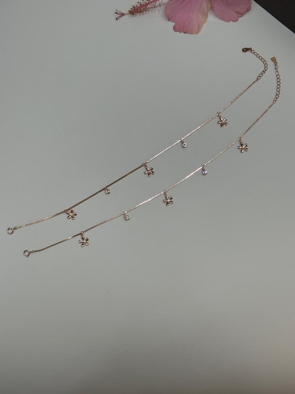 Rose Gold Clover Anklet – A Charm of Luck & Elegance